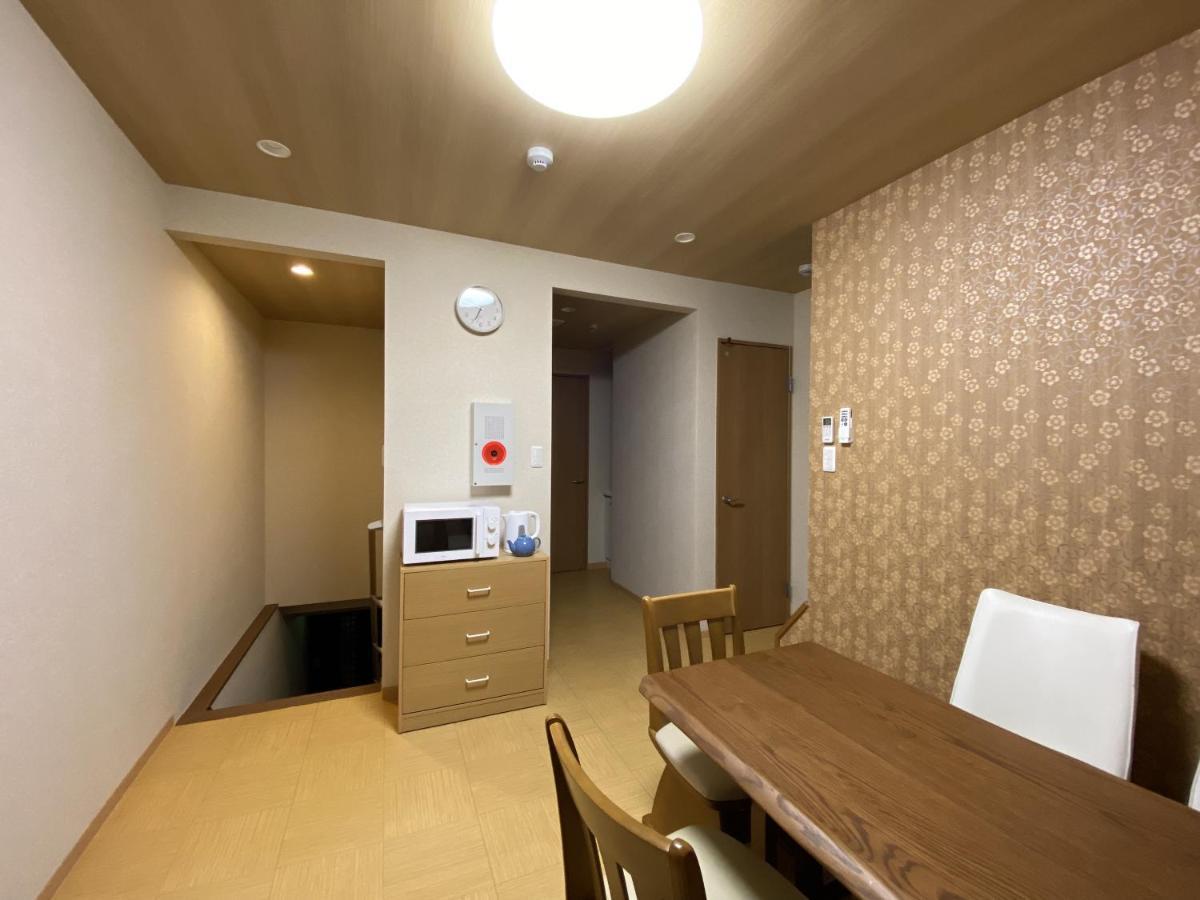 Wutong-40 Minutes Direct To Kansai Airport And 5 Minute Walk To Jr Or Subway Or Nankai Line And 1 Minute To Tsutenkaku The Landmark Of Osaka And Many Japanese Bistros Nearby Εξωτερικό φωτογραφία