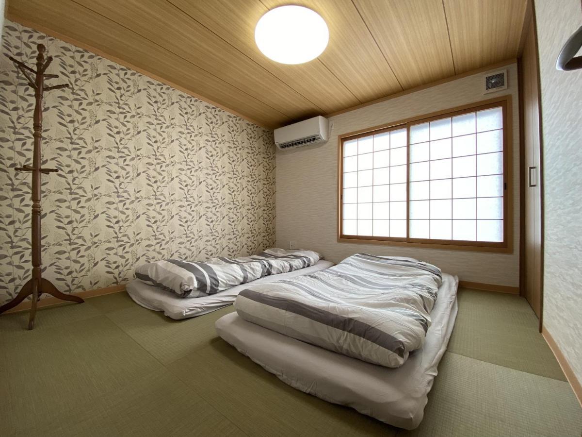 Wutong-40 Minutes Direct To Kansai Airport And 5 Minute Walk To Jr Or Subway Or Nankai Line And 1 Minute To Tsutenkaku The Landmark Of Osaka And Many Japanese Bistros Nearby Εξωτερικό φωτογραφία